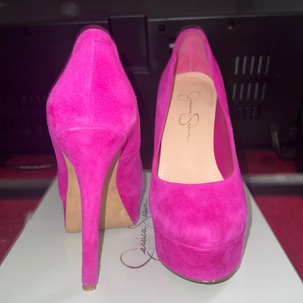 Jessica Simpson platform pumps